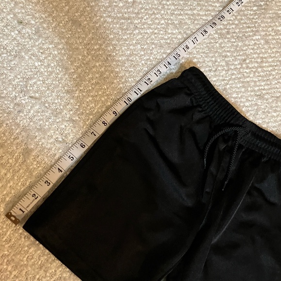 🏀 CHILDRENS PLACE SIZE SMALL (5/6) BLACK ATHLETIC SHORTS - Picture 4 of 12